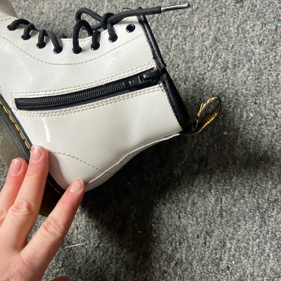 Dr Martens 1460 Patent Leather Boots, size 36 - Picture 8 of 11